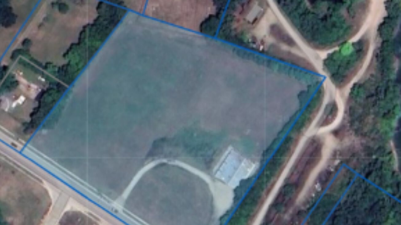 Pictures of Hospitality, Land, Retail, Special Purpose property located at 350 Central Ave, Carlisle, OH 45005 for sales - image #1