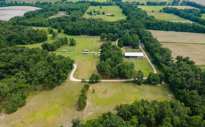 Pictures of Land, Business for Sale property located at 438 NE ENGLISH IVY TRL, Pinetta, USA 32350 for sales - image #1