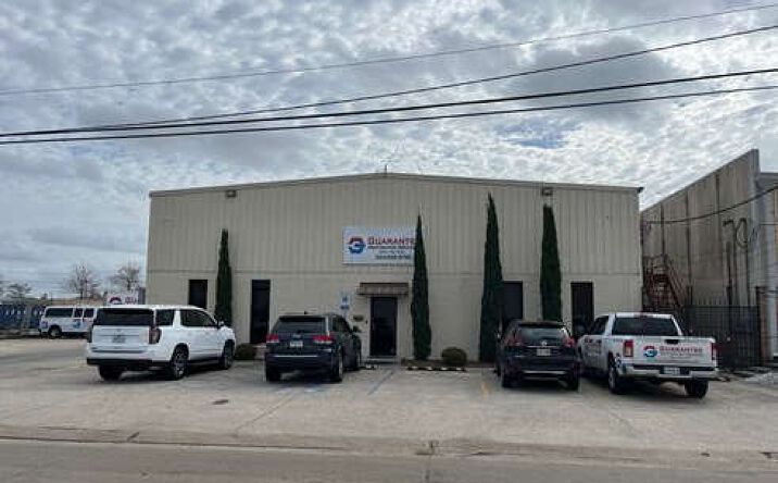 Pictures of Office, Industrial property located at 2400 Richland Street, Kenner, LA 70062 for sales - image #1