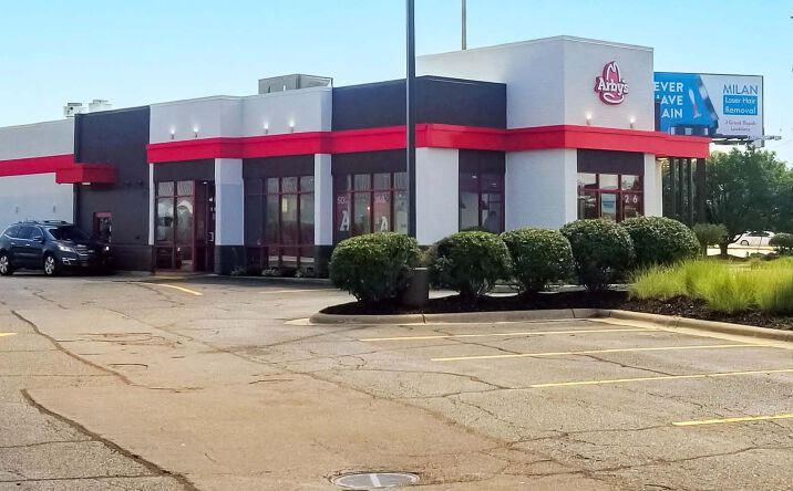 Pictures of Retail property located at 765 44th St SW, Wyoming, MI 49509 for sales - image #1