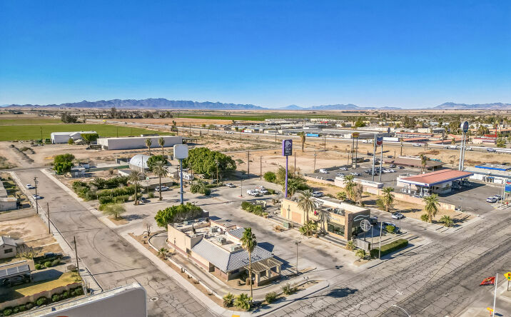 Pictures of Retail property located at 379 S Lovekin Blvd, Blythe, CA 92225 for sales - image #1