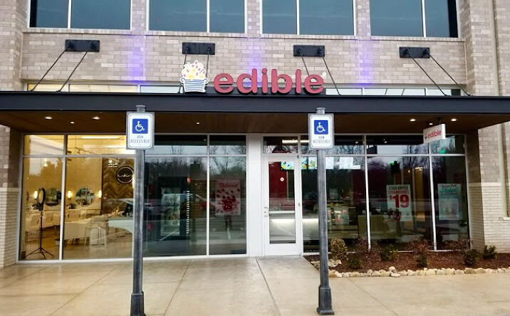 Pictures of Retail property located at 1500 Medical Center Pkwy, Murfreesboro, TN 37129 for sales - image #1