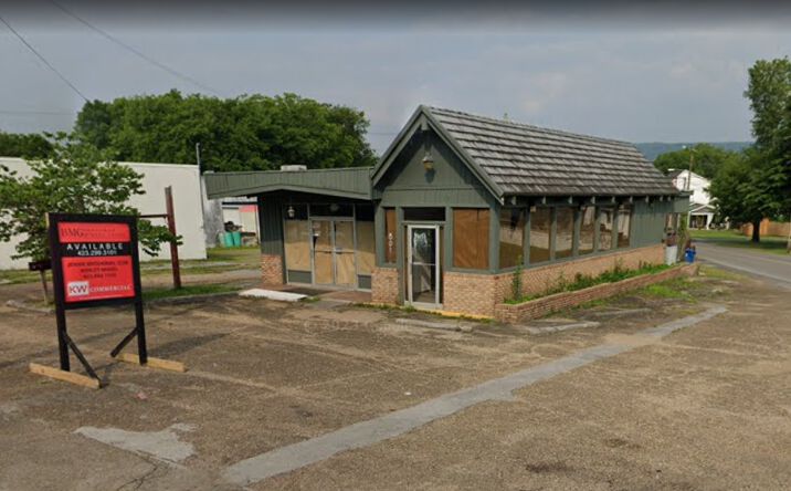 Pictures of Retail property located at 801 McFarland Ave, Rossville, GA 30741 for sales - image #1