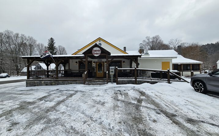 Pictures of Mixed Use, Retail property located at 13 Old Mill Rd, Arlington, VT 05252 for sales - image #1