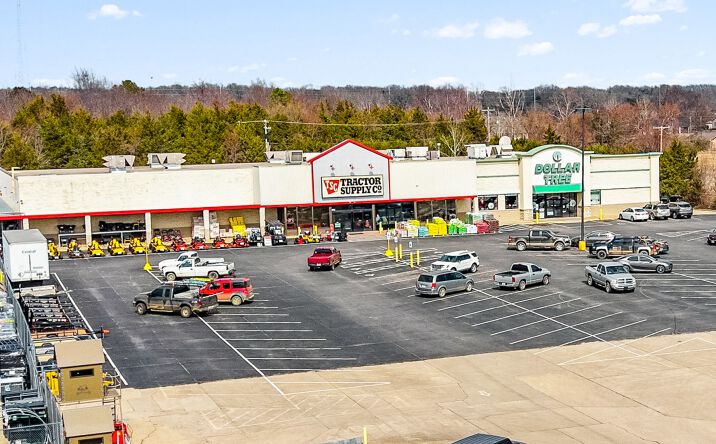 Pictures of Industrial, Retail property located at 1555 E Main St, Booneville, AR 72927 for sales - image #1