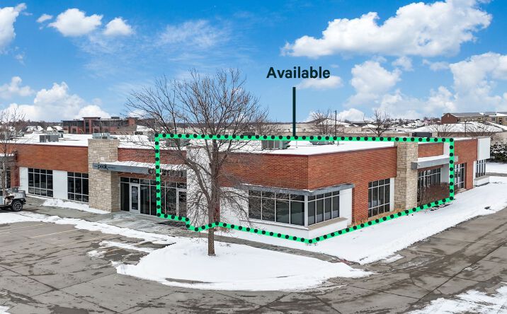 image of property at 6150 VILLAGE VIEW DR #100 West Des Moines IA 50266