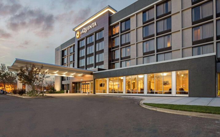 Pictures of Hospitality property located at 11131 Folsom Blvd, Rancho Cordova, CA 95670 for sales - image #1