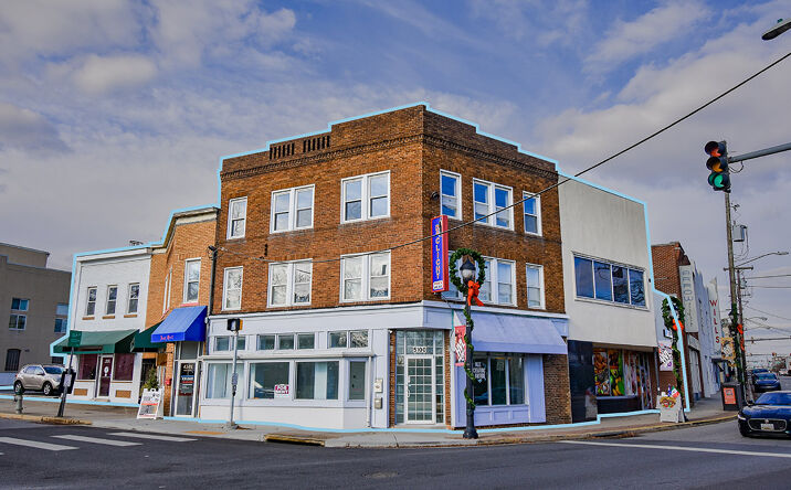 Pictures of Office, Retail property located at 5100 Baltimore Ave, Hyattsville, MD 20781 for sales - image #1