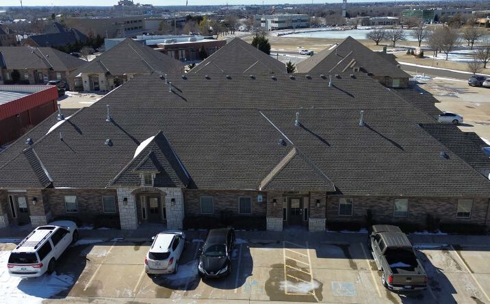 Pictures of Office property located at NEQ of US-77 & 33rd St, Edmond, OK 73013 for sales - image #1