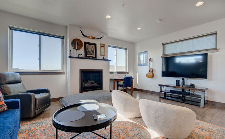 Pictures of Mixed Use property located at 13 Macee Ln, Bozeman, MT 59718 for sales - image #1