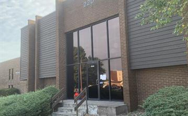 Pictures of Office property located at 220 13th St, Huntington, WV 25701 for sales - image #1