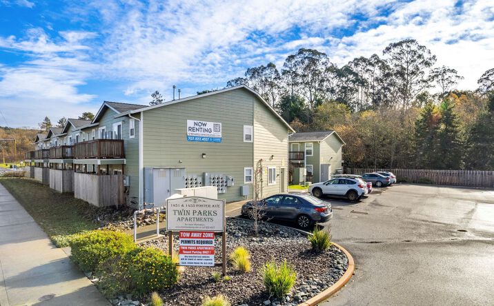 Pictures of Multifamily property located at 1451 Foster Ave, Arcata, CA 95521 for sales - image #1