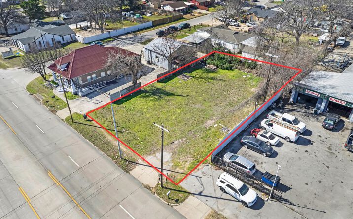 Pictures of Land property located at 2215 N Beach St, Haltom City, TX 76111 for sales - image #1