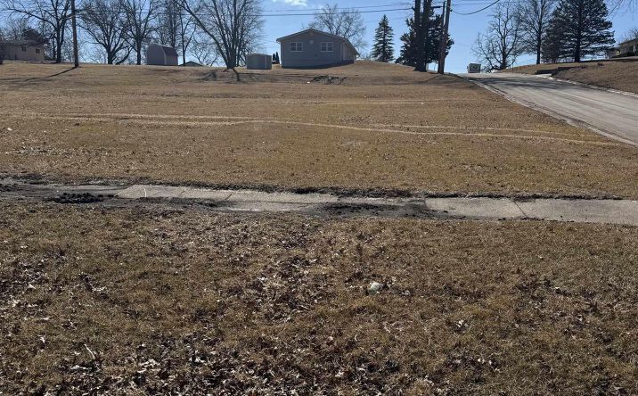 Pictures of Land, Special Purpose property located at 1628 Linden Avenue, Chariton, IA 50049 for sales - image #1