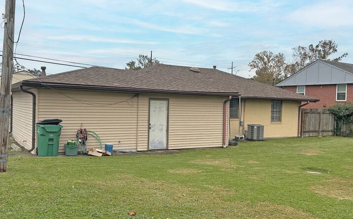 Pictures of Office property located at 10412 Jefferson Hwy, River Ridge, LA 70123 for sales - image #1