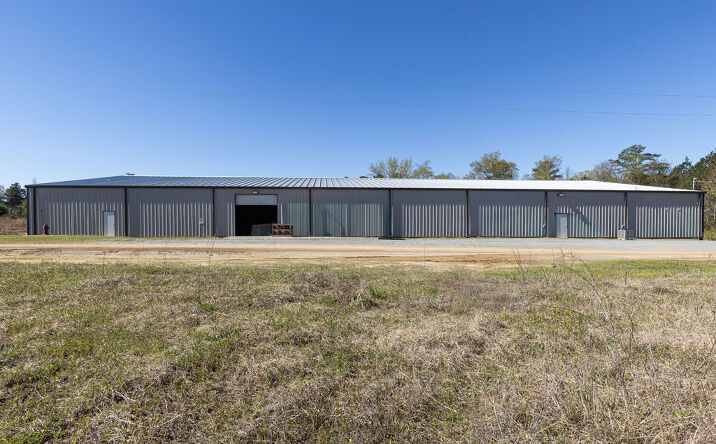 Pictures of Industrial property located at 368 Nike Rd, Jeffersonville, GA 31044 for sales - image #1
