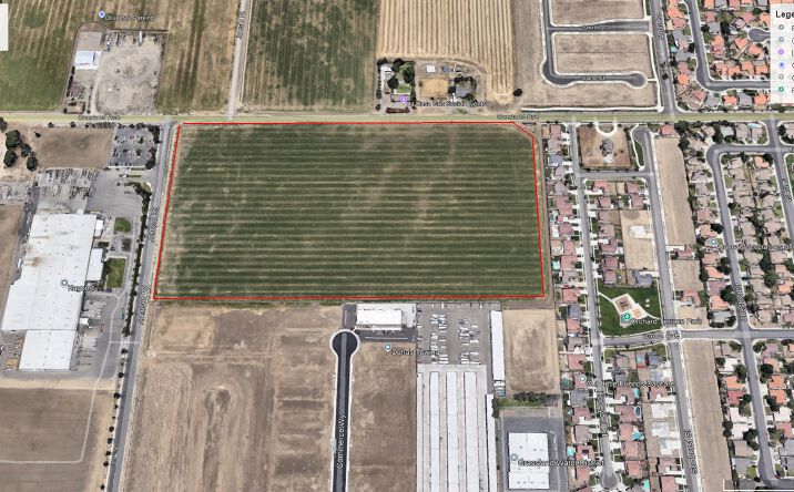 Pictures of Industrial property located at 206 North St, Los Banos, CA 93635 for sales - image #1