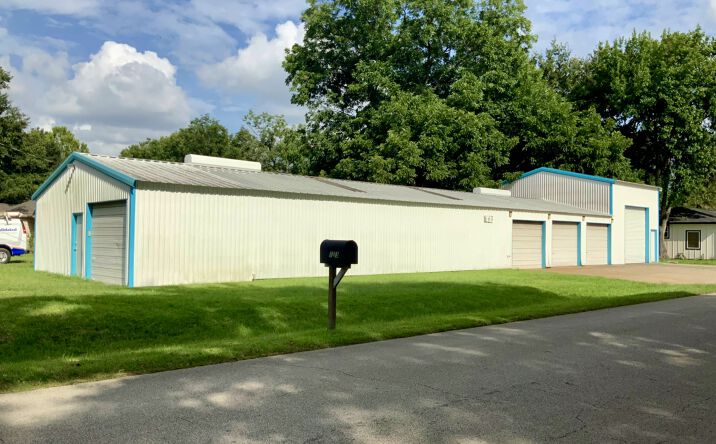Pictures of Industrial, Mixed Use property located at 103 N Live Oak St, Tomball, TX 77375 for sales - image #1