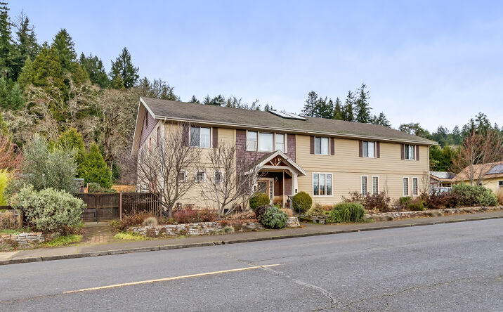 Pictures of Multifamily, Special Purpose property located at 48175 E 1st St, Oakridge, OR 97463 for sales - image #1