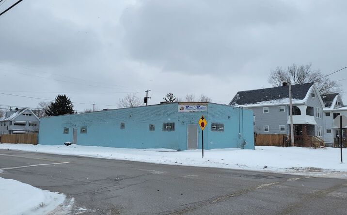 Pictures of Retail property located at 3749 E 142nd St, Cleveland, OH 44120 for sales - image #1