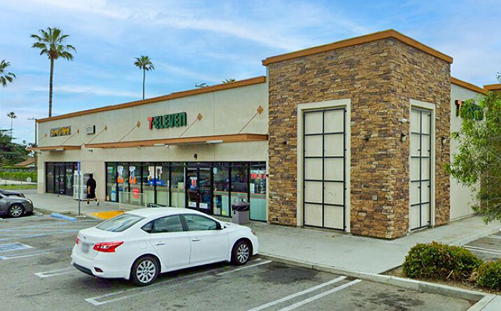 Pictures of Retail property located at 16701 Arrow Blvd, Fontana, CA 92335 for sales - image #1