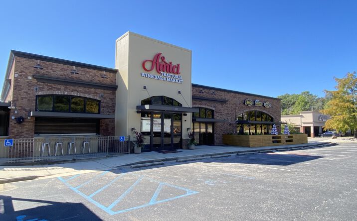 Pictures of Retail property located at 7899 Cottage Hill Rd, Mobile, AL 36695 for sales - image #1