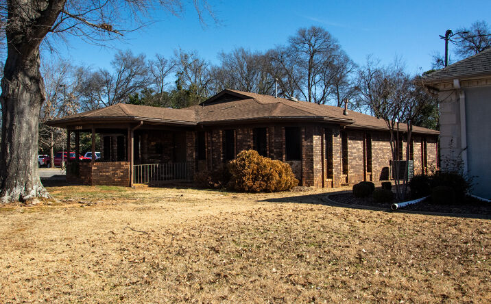 Pictures of Office, Special Purpose property located at 1304 14th Ave SE, Decatur, AL 35601 for sales - image #1