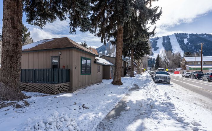 Pictures of Mixed Use property located at 110 S Willow St, Jackson, WY 83001 for sales - image #1