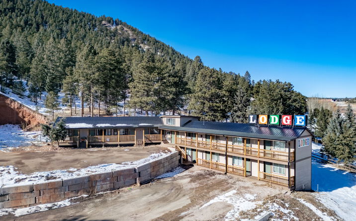 Pictures of Hospitality property located at 413-425 County Road 21, Woodland Park, CO 80863 for sales - image #1