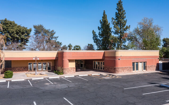 Pictures of Office property located at 715 N Gilbert Rd, Mesa, AZ 85203 for sales - image #1