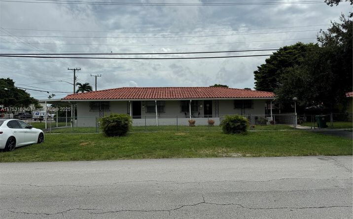 Pictures of Multifamily property located at 3500 NW 3rd St, Miami, FL 33125 for sales - image #1