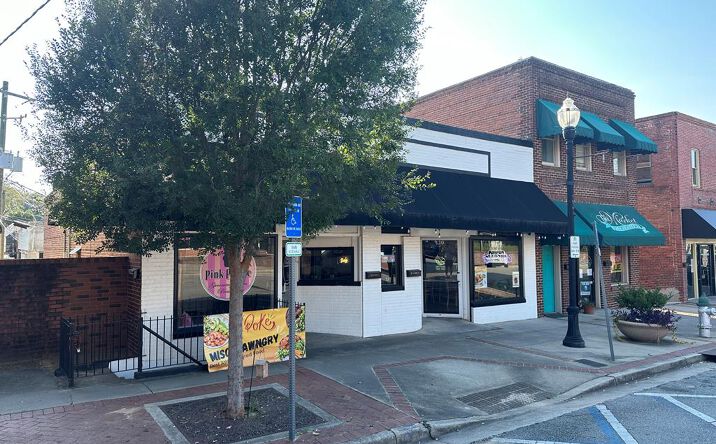 Pictures of Office, Retail property located at 116 N Wayne St, Milledgeville, GA 31061 for sales - image #1