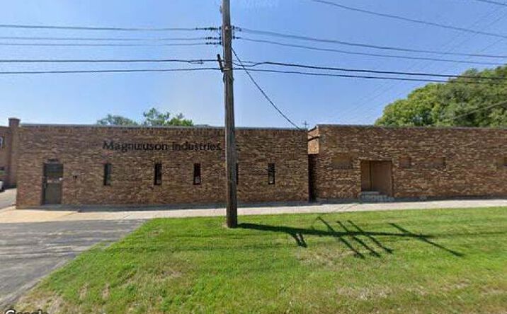 Pictures of Retail, Industrial property located at 3001-3009 Kishwaukee St, Rockford, IL 61109 for sales - image #1