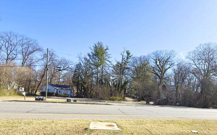 Pictures of Land, Mixed Use, Office, Retail property located at 101 Ritchie Hwy, Pasadena, MD 21122 for sales - image #1