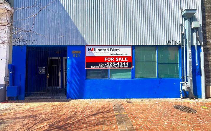Pictures of Retail, Office property located at 821 St Charles Ave, New Orleans, LA 70130 for sales - image #1