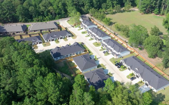 Pictures of Multifamily property located at 1011 McClenny Dr, Tyler, TX 75703 for sales - image #1