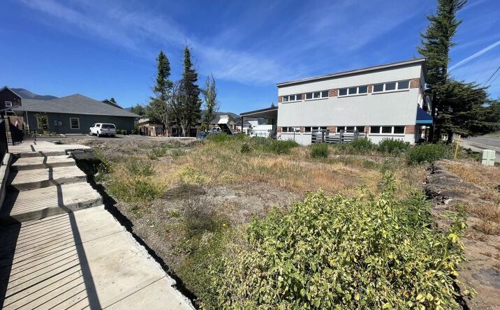 Pictures of Land property located at 268 S Pacific Hwy, Talent, OR 97540 for sales - image #1