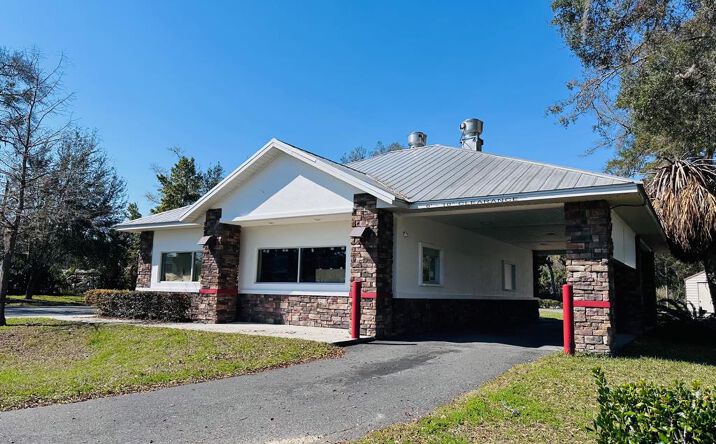 Pictures of Retail property located at 1708 N Young Blvd, Chiefland, FL 32626 for sales - image #1