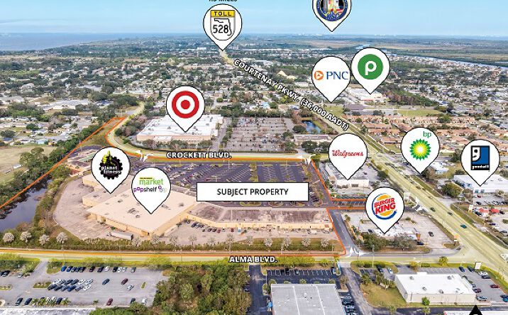 Pictures of Retail property located at 239 Crockett Blvd, Merritt Island, FL 32953 for sales - image #1