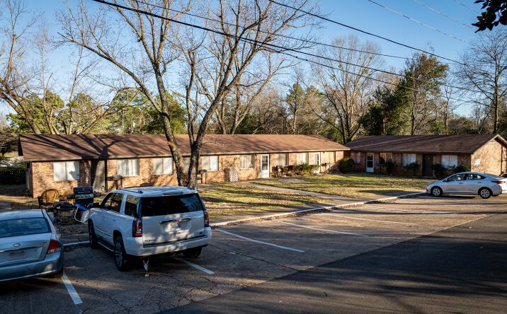 Pictures of Multifamily property located at 1006 Plum St, Winnsboro, TX 75494 for sales - image #1