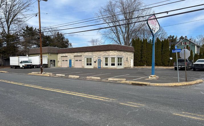 Pictures of Office property located at 1024 Easton Rd, Riegelsville, PA 18077 for sales - image #1
