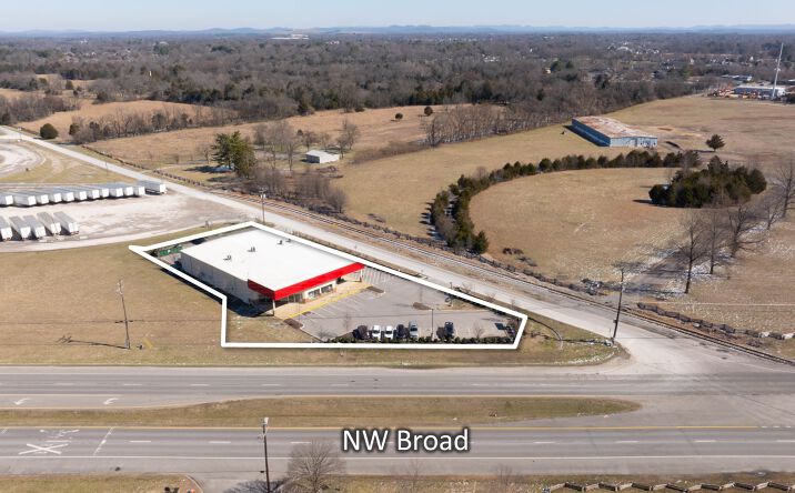 Pictures of Industrial, Retail, Special Purpose property located at 2204 NW Broad St, Murfreesboro, TN 37129 for sales - image #1