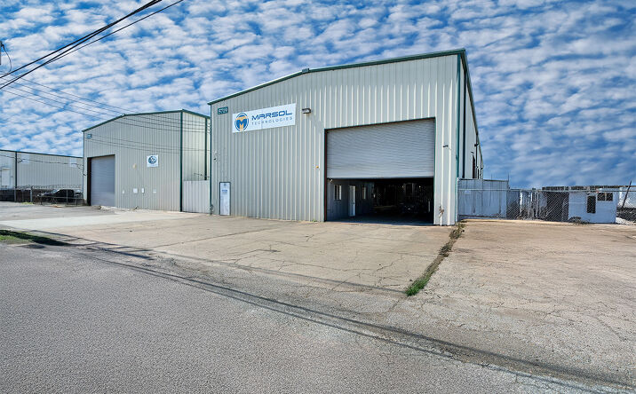 Pictures of Industrial, Mixed Use, Retail, Special Purpose property located at 5711 Cunningham Rd, Houston, TX 77041 for sales - image #1