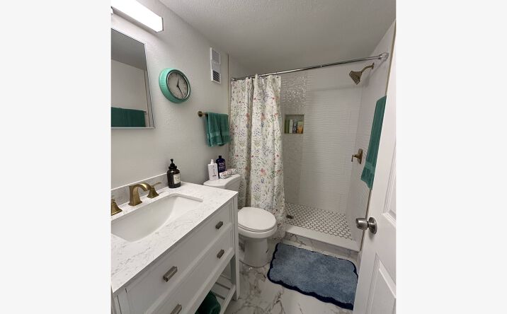 Pictures of Multifamily property located at 650 W Pope Rd, St. Augustine, FL 32080 for sales - image #1