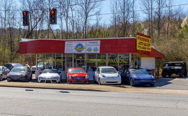 Pictures of Retail property located at 334 Canton Rd, Cumming, GA 30040 for sales - image #1