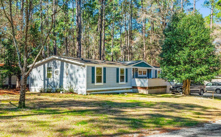 Pictures of Mobile Home Park property located at 245 Bent Tree Cir, Gaston, SC 29053 for sales - image #1
