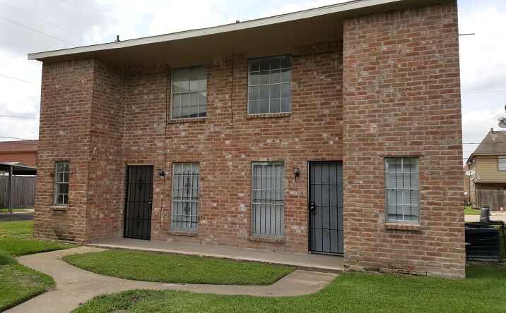 Pictures of Multifamily property located at 12318 Ormandy St, Houston, TX 77085 for sales - image #1