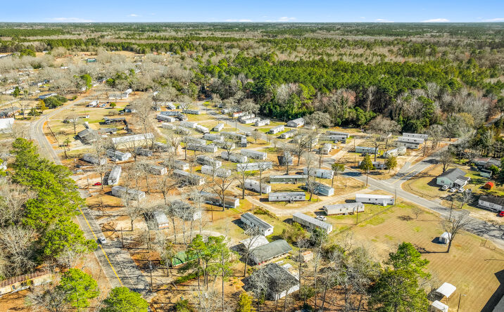 Pictures of Mobile Home Park property located at 4428 Dorsey Dr, Sumter, SC 29154 for sales - image #1