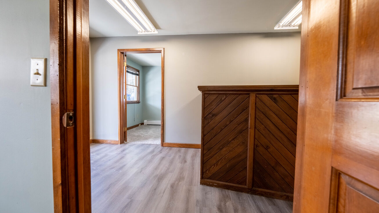 464 Main St, New Milford, PA 18834 | Crexi.com