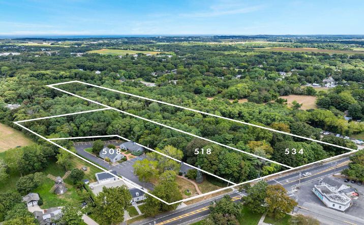 Pictures of Retail, Office, Mixed Use, Land property located at 508-534 Main Rd, Aquebogue, NY 11931 for sales - image #1